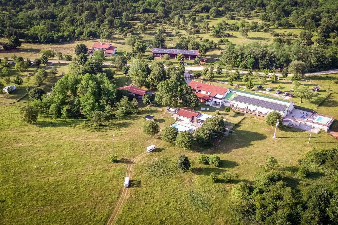 Bio-Agriturismo Parco Rurale "Alture Di Polazzo" Guest House Fogliano Redipúglia Екстериор снимка